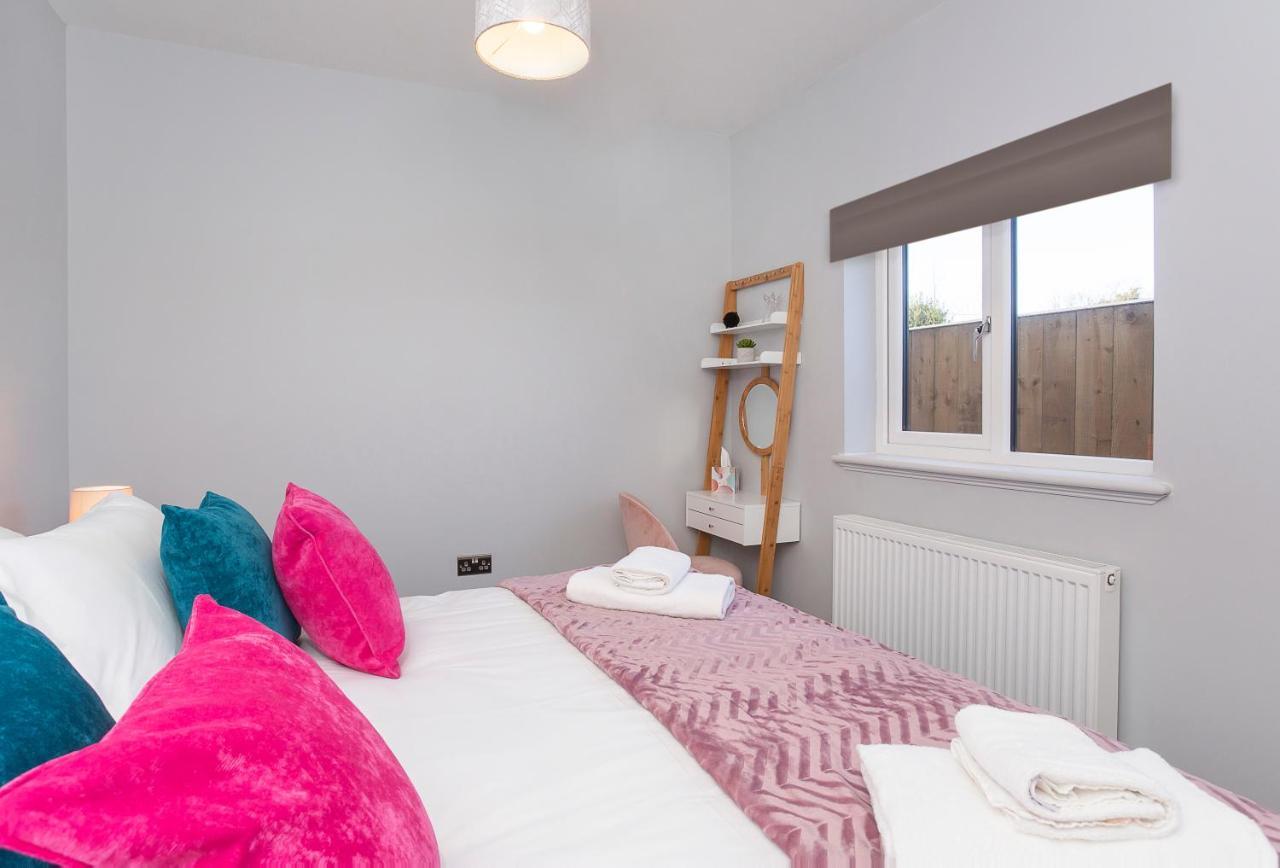 The Luxury Potting Shed With Free Parking! Apartment York Exterior foto