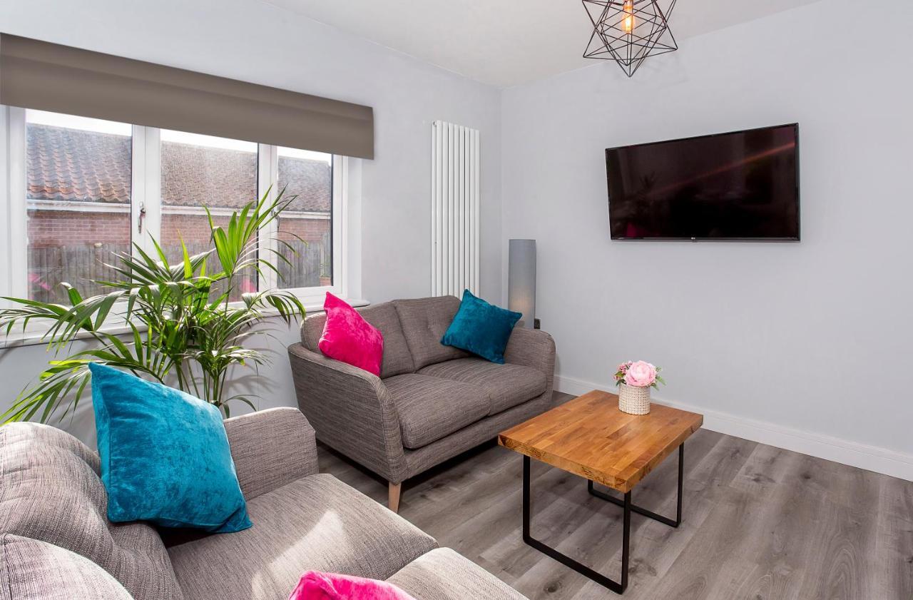 The Luxury Potting Shed With Free Parking! Apartment York Exterior foto